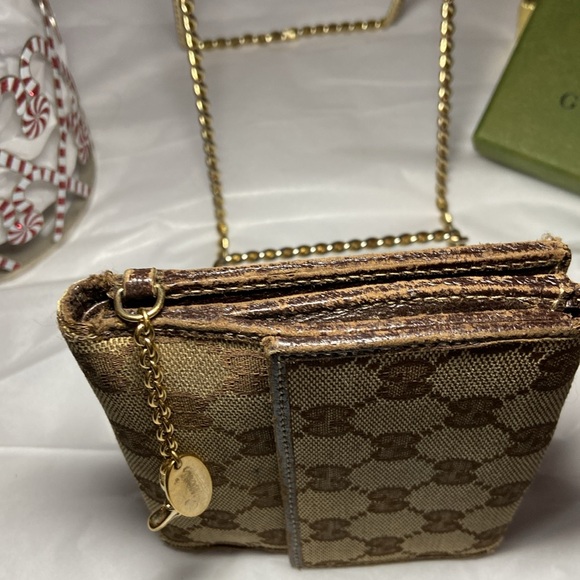 Gucci Vintage Rare wallet w/attached boot charm - Picture 15 of 16